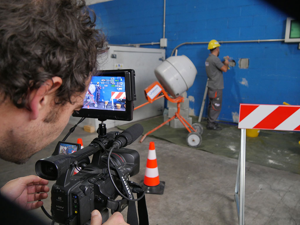 backstage01.jpg